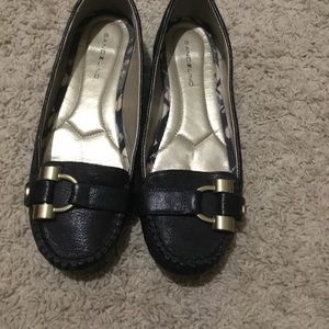 Bandolino Shoes - *** PRICE DROP *** Bandolino Loafers Bandolino Shoes - *** PRICE DROP *** Bandolino Loafers